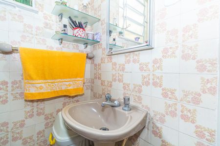 Casa de condomínio para alugar com 160m², 3 quartos e 2 vagasBanheiro 1