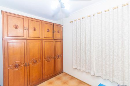 Casa de condomínio para alugar com 160m², 3 quartos e 2 vagasQuarto 2