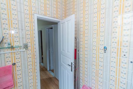 Casa de condomínio para alugar com 160m², 3 quartos e 2 vagasBanheiro 2