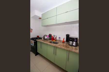 Apartamento à venda com 96m², 3 quartos e 2 vagasCozinha