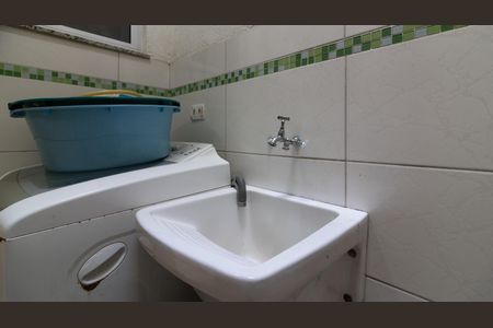 Casa de condomínio à venda com 56m², 2 quartos e 1 vaga Casa de condomínio à venda com 56m², 2 quartos e 1 vagaÁrea de Serviço