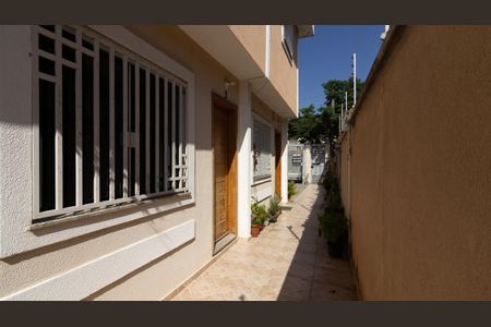 Casa de condomínio à venda com 56m², 2 quartos e 1 vaga Casa de condomínio à venda com 56m², 2 quartos e 1 vagaÁrea comum