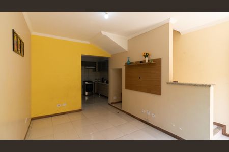 Casa de condomínio à venda com 56m², 2 quartos e 1 vaga Casa de condomínio à venda com 56m², 2 quartos e 1 vagaSala