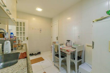 Apartamento à venda com 86m², 2 quartos e 2 vagasCozinha
