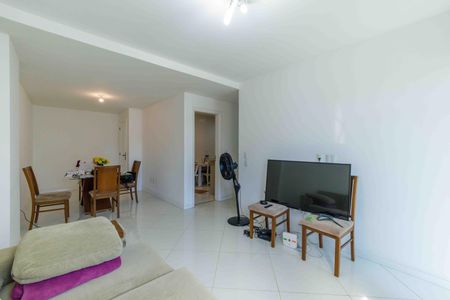 Apartamento à venda com 86m², 2 quartos e 2 vagasSala
