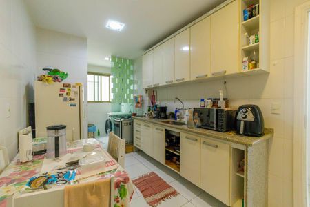 Apartamento à venda com 86m², 2 quartos e 2 vagasCozinha