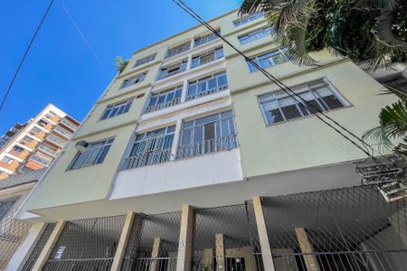 Apartamento para alugar com 60m², 2 quartos e 1 vagaFachada