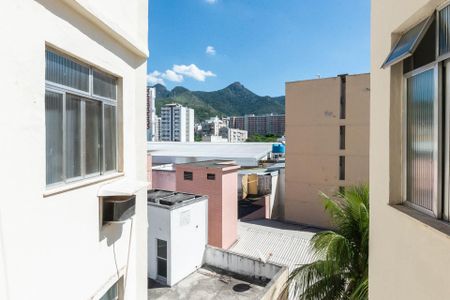 Apartamento para alugar com 60m², 2 quartos e 1 vagaVista