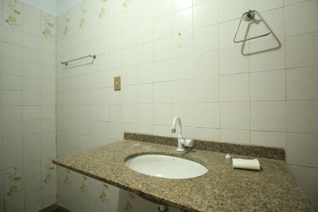 Casa para alugar com 71m², 3 quartos e 1 vagaBanheiro Social