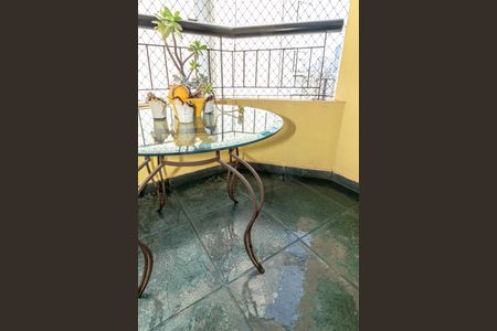 Apartamento para alugar com 76m², 3 quartos e 2 vagasSacada