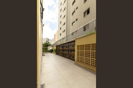 Apartamento para alugar com 76m², 3 quartos e 2 vagasÁrea comum - Pátio