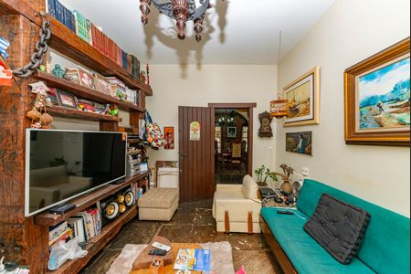 Casa à venda com 316m², 5 quartos e 4 vagasSala 3