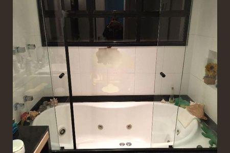 Apartamento à venda com 182m², 4 quartos e 3 vagas