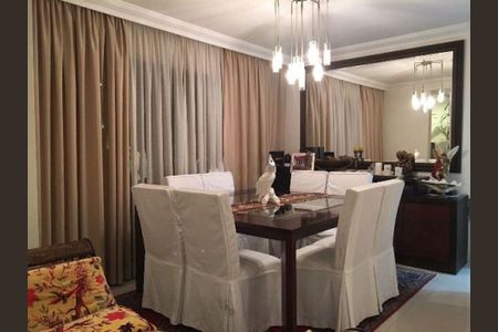 Apartamento à venda com 182m², 4 quartos e 3 vagas