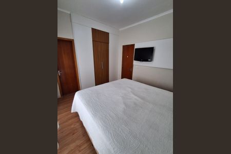 Casa à venda com 135m², 3 quartos e 2 vagas Casa à venda com 135m², 3 quartos e 2 vagasQuarto 1