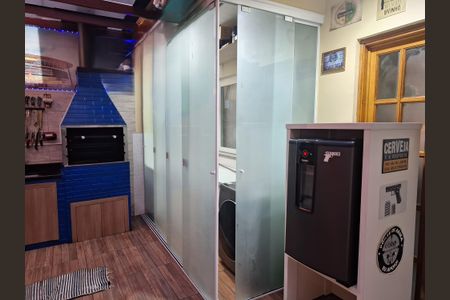 Casa à venda com 135m², 3 quartos e 2 vagas Casa à venda com 135m², 3 quartos e 2 vagasChurrasqueira