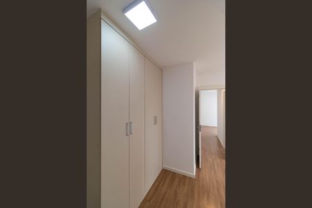 Apartamento para alugar com 57m², 2 quartos e 1 vagaSuíte