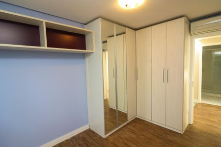 Casa de condomínio à venda com 175m², 3 quartos e 2 vagasQuarto 1