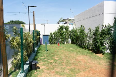 Apartamento à venda com 37m², 2 quartos e sem vagaÁrea comum