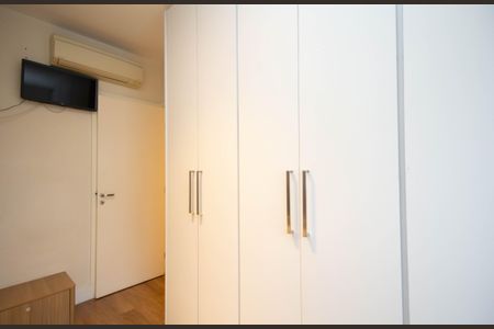 Apartamento à venda com 107m², 2 quartos e 2 vagasSuíte 1