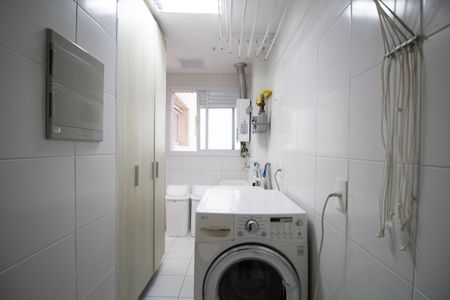 Apartamento à venda com 107m², 2 quartos e 2 vagasÁrea de Serviço