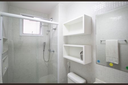 Apartamento à venda com 107m², 2 quartos e 2 vagasBanheiro 2