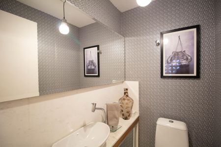 Apartamento à venda com 107m², 2 quartos e 2 vagasBanheiro 3