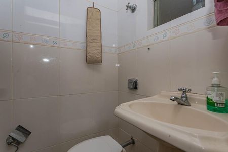 Casa à venda com 799m², 4 quartos e 2 vagasBanheiro da Edicula