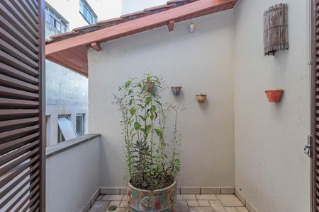 Casa à venda com 799m², 4 quartos e 2 vagasVaranda