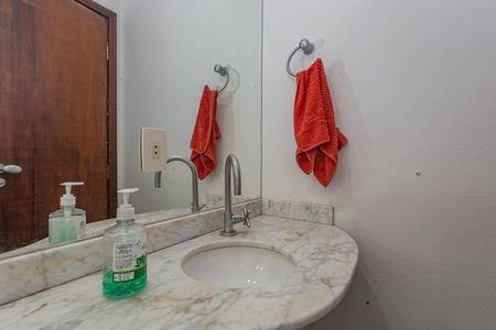 Casa à venda com 799m², 4 quartos e 2 vagasLavabo