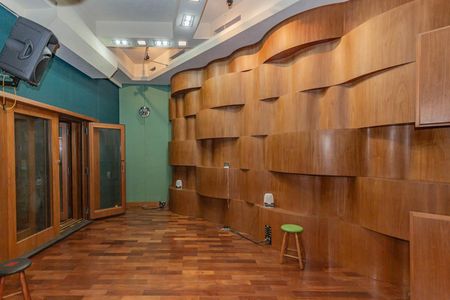 Casa à venda com 799m², 4 quartos e 2 vagasStudio