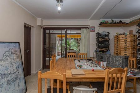 Casa à venda com 799m², 4 quartos e 2 vagasEdícula