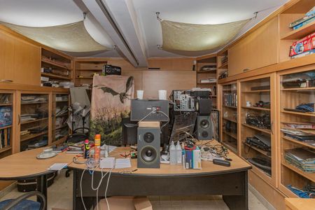 Casa à venda com 799m², 4 quartos e 2 vagasDeposito