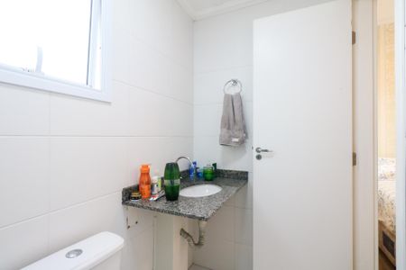 Apartamento à venda com 65m², 3 quartos e 2 vagasBanheiro da Suíte