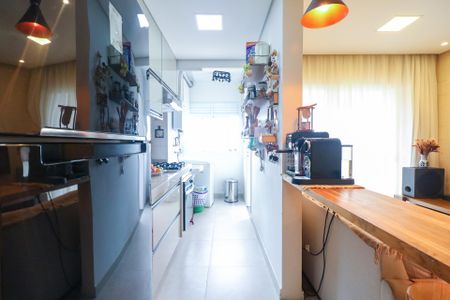 Apartamento à venda com 65m², 3 quartos e 2 vagasCozinha