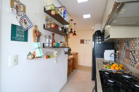 Apartamento à venda com 65m², 3 quartos e 2 vagasCozinha