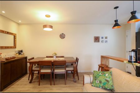 Apartamento à venda com 65m², 3 quartos e 2 vagasSala