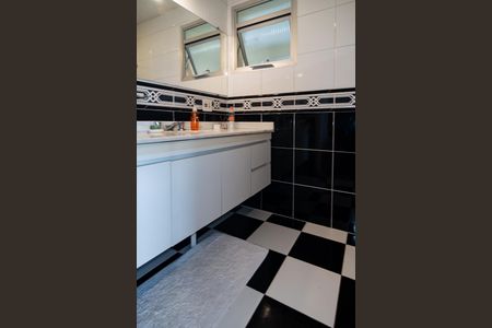 Apartamento à venda com 90m², 3 quartos e 2 vagasBanheiro da Suíte