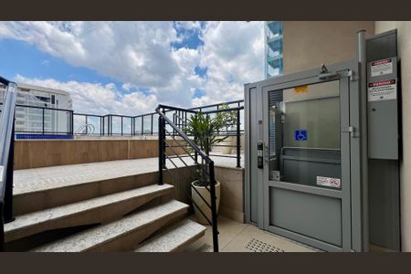 Apartamento à venda com 43m², 1 quarto e 1 vagaPiscina