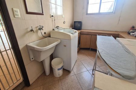 Casa para alugar com 333m², 3 quartos e 7 vagasÁrea de Serviço
