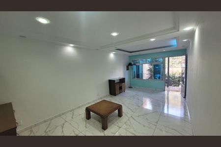 Sala de casa para alugar com 3 quartos, 333m² em Vila Formosa, São Paulo
