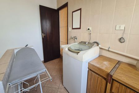 Casa para alugar com 333m², 3 quartos e 7 vagasÁrea de Serviço