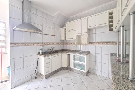Casa para alugar com 333m², 3 quartos e 7 vagasCozinha
