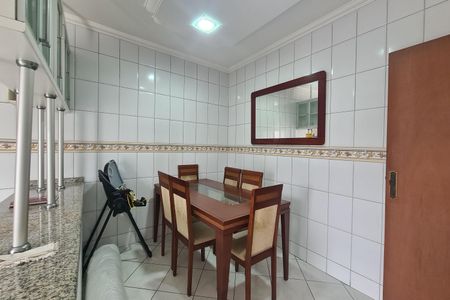 Casa para alugar com 333m², 3 quartos e 7 vagasCozinha