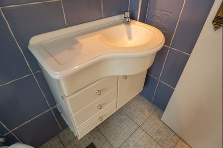 Apartamento à venda com 90m², 2 quartos e sem vaga Apartamento à venda com 90m², 2 quartos e sem vagaBanheiro