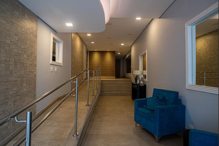 Apartamento à venda com 90m², 2 quartos e sem vaga Apartamento à venda com 90m², 2 quartos e sem vagaÁrea comum - Hall Social