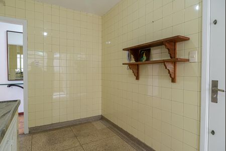 Apartamento à venda com 90m², 2 quartos e sem vaga Apartamento à venda com 90m², 2 quartos e sem vagaCozinha