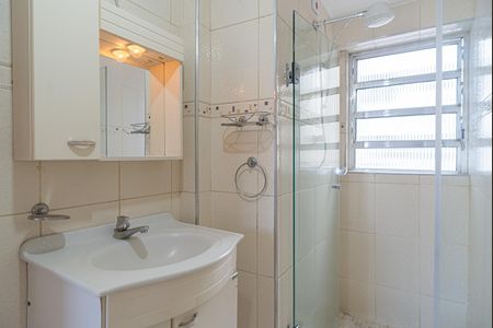 Apartamento à venda com 90m², 2 quartos e sem vaga Apartamento à venda com 90m², 2 quartos e sem vagaBanheiro da Suíte