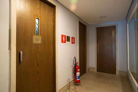 Apartamento à venda com 90m², 2 quartos e sem vaga Apartamento à venda com 90m², 2 quartos e sem vagaÁrea comum - Elevadores