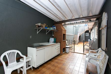 Casa à venda com 200m², 2 quartos e 3 vagasChurrasqueira